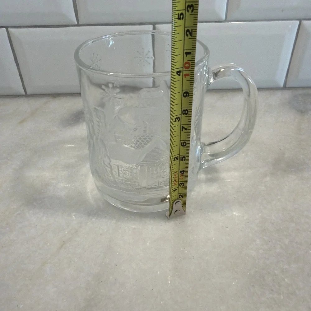 Vintage Arcoroc France Winter Wonderland Christmas Glass Mug